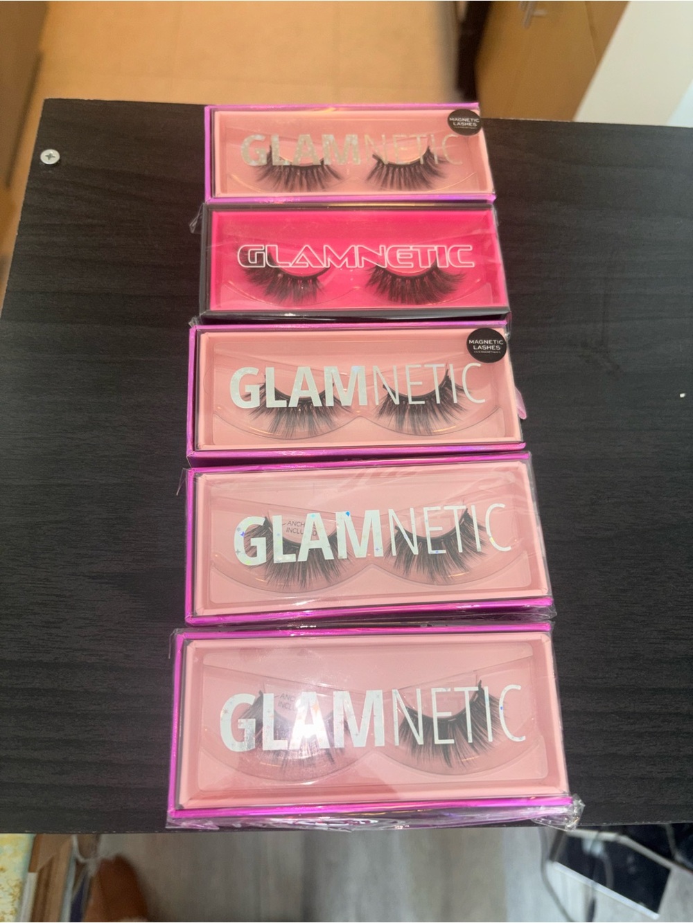 GLAMNETIC Lashes 5x sets - Picture 3 of 5